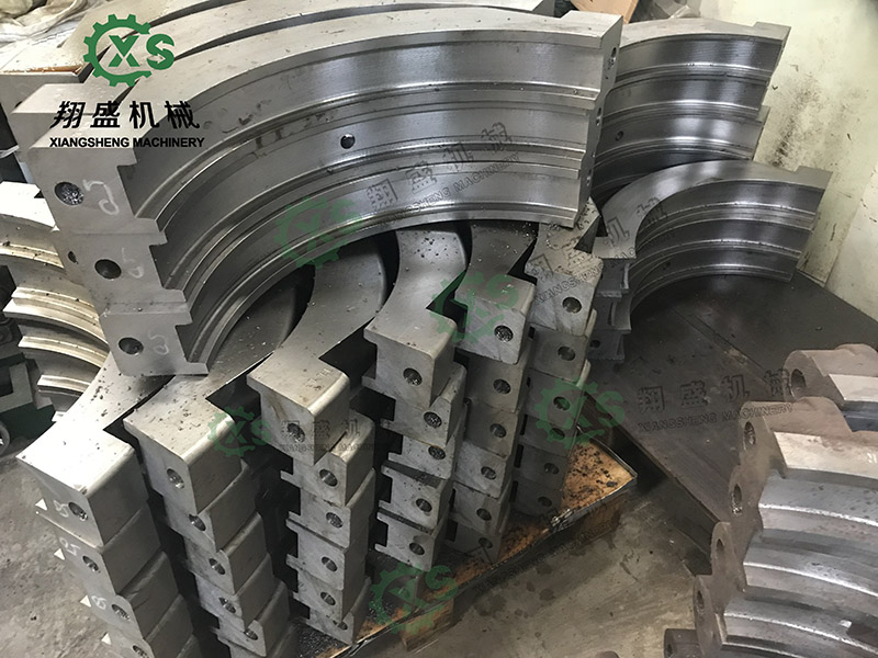 420颗粒机-重型抱箍